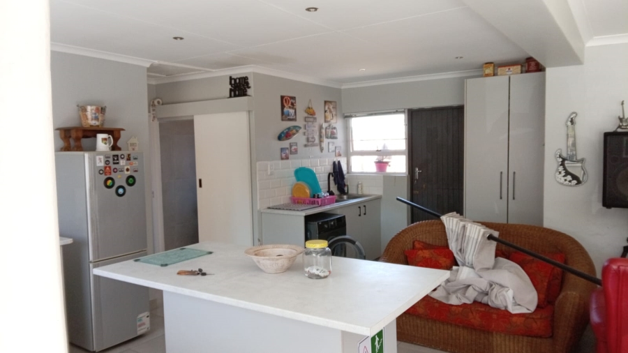 To Let 2 Bedroom Property for Rent in Charlo Eastern Cape